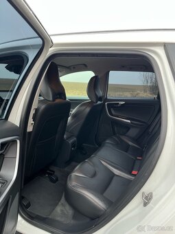 Volvo XC60 D4 - 13