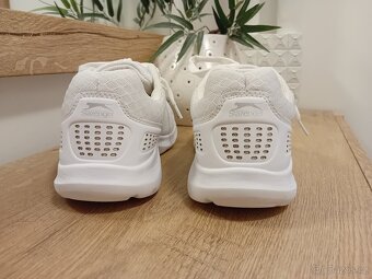 Slazenger dámské tenisky vel. 38 - 13