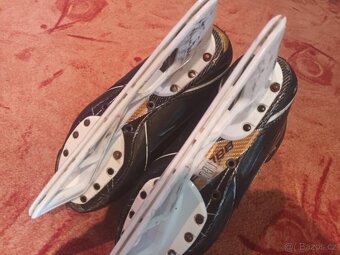Brankářské brusle Bauer Supreme 1s, BEZ NOŽů a TKANIČEK  - 13