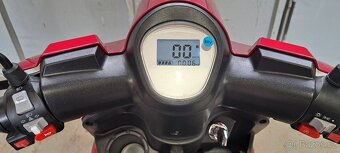 Prodám čtyř kolový vozík selvo 41000/li - 13