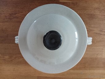 VELKÝ KAMENINOVÝ POLÉVKOVÝ HRNEC FRANCIE - 13