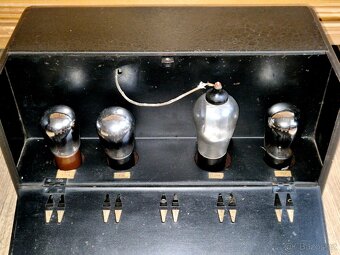Rádio Signalbau-Huth E83 W, rok 1929 - 13