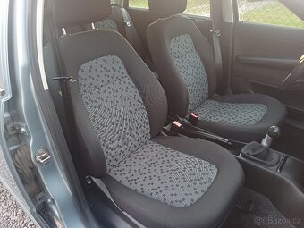 Benzínová Škoda Fabia 1.4 FACELIFT - 13