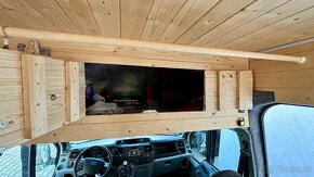 Ford Transit 2010 Jumbo obytné auto 4 místa - 13