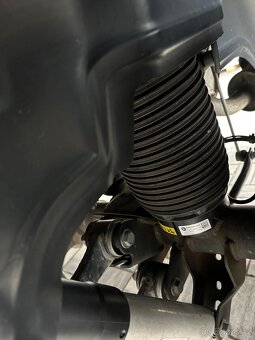 Ram 1500 Limited 2022 najeto 8 000km - 13