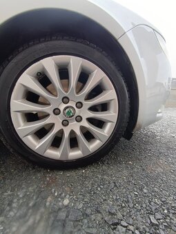 Náhradní díly Škoda Superb 2 Combi 2.0 TSI 147kw 2012 - 13