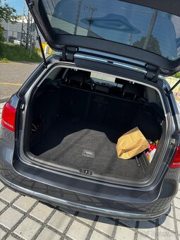 Volkswagen Passat B7 Variant Highline 2.0 TDI 103 kW, manuál - 13