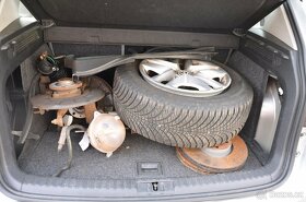 Volkswagen Tiguan 2.0 TDI 103kW - originální díly - 13