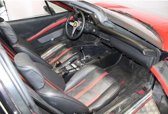 Ferrari 308 GTS z roku 1978 - 13
