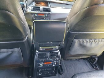 Prodám BMW X5 E70 2007  3.0 D 7 míst - 13