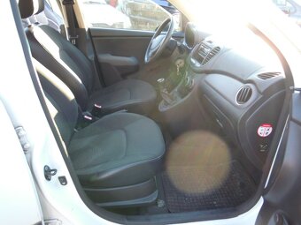 Hyundai i10 1.1i 68koní r.v.10/2011 vč. DPH - 13