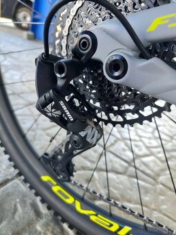 Horské kolo Specialized Stumpjumper Comp Alloy M5 2020 29″ - 13