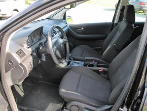 Mercedes-Benz A 160i AUTOMAT ČR SPZ výhřev PARK SENZORY - 13