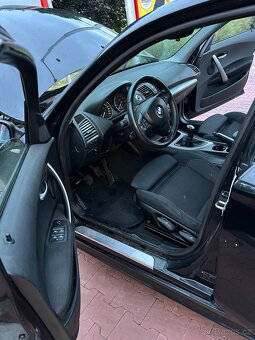 BMW 130i E87 manuál - 13