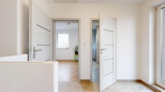 Prodej patrového rodinného domu 124 m², pozemek 549 m² - 13