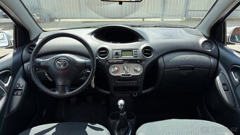 NA PRODEJ 2X //Toyota Yaris //1.0VVT-i// - 13