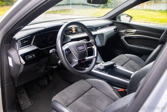 Audi E-tron 55 quattro Advanced 2019 - 13