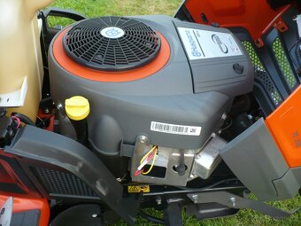 Zahradní traktor HUSQVARNA TC 338 - 13