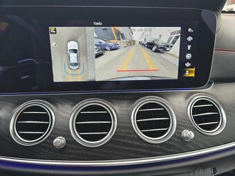 Mercedes-Benz E53 320kW AMG 4MATIC+ KAMERA PANORAMA VIRTUAL - 13