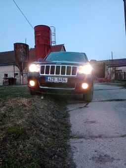 Jeep grand Cherokee - 13