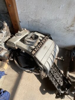Motor 3.2 FSi vr6 AXZ - 13