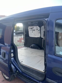 Opel Combo 1.6 CNG - 13