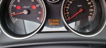 Opel Astra GTC - 13