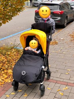 Bugaboo Bee6 All Black se žlutou prodlužovací stříškou s prů - 13