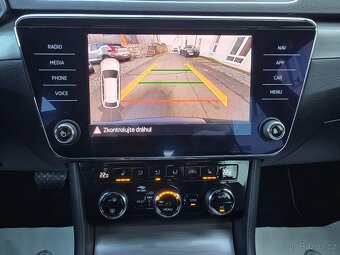 SUPERB III 2,0TDI 140kW 4x4 DSG STYLE NAVI KAMERA ACC -DPH - 13