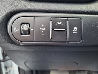 Kia Cee´d, 1,4 103kW, ČR, SERVISKA, TOP - 13