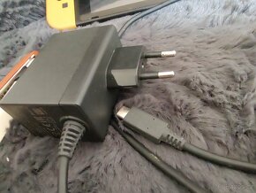 Nintendo Swich + 6 her + černý obal - 13