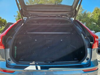 Volvo XC60 R-Design AWD Mild-Hybrid rok 02/2020 - 13