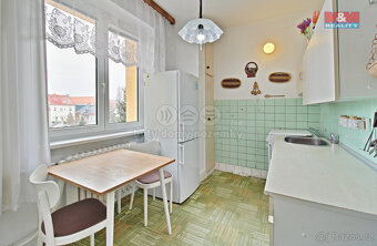 Prodej bytu 3+1, 65 m², Chomutov, ul. Purkyňova - 13