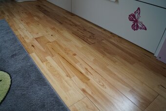 Celomasivní dřevěná podlaha HEVEA - 699,- Kč/ m2  - 13