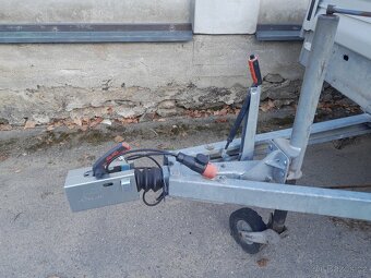 Vezeko R2B2X 2700Kg 417x217 - 13
