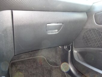 Peugeot 2008 1,6 VTI, AUTOMAT - 13