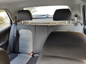 ŠKODA FABIA 1.2i 2004 serviska, 1.majitelka, - 13