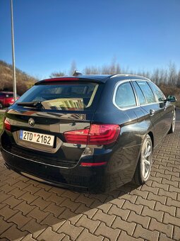 BMW 530d F11 190 kW Automat 2014 - 13