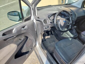 Ford Tourneo Courier - 13