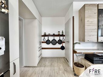 Prodej bytu 3+kk 80 m² se zahradou, Rodov u Hradce Králové - 13