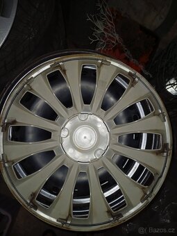 zánovní ocelové disky/poklice - Škoda (185/60 R15,6Jx15) - 13