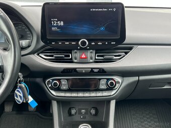 Hyundai i30 1.5T-Gdi 117kW MildHyb Smart - 13