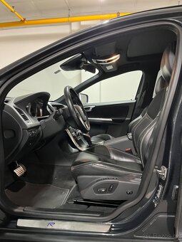 Volvo XC60 D4 AWD R-design pětiválec - 13