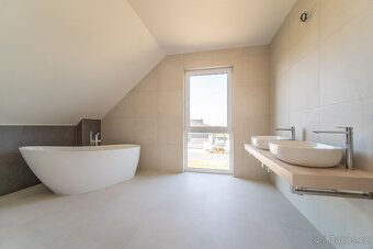 Prodej rodinného domu 124 m², pozemek 1153 m², Sibřina - 13
