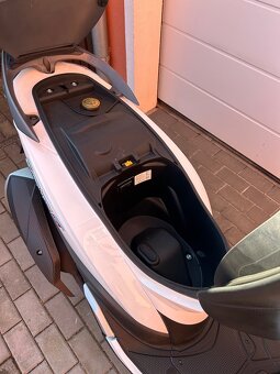 SYM Symphony ST 125 – jako nový, 2 405 km, 1. majitel - 13