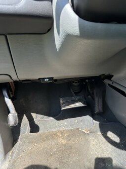 Chrysler Grand Voyager 2.8 CRD - 13