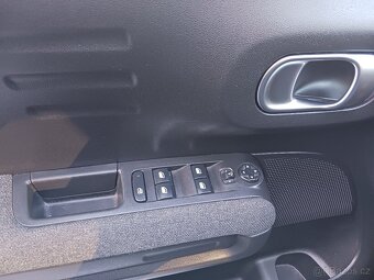 Citroën C3 Aircross 1,2 81kW FEEL C SERIES - 13