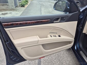 Škoda Superb 2.0 TSI DSG 2011 - 13