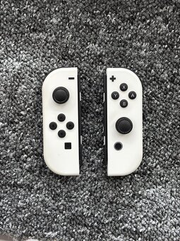 Nintendo Switch Oled - 13