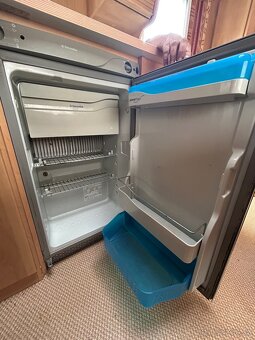 Karavan Bürstner Ventana 550tk snížena cena - 13